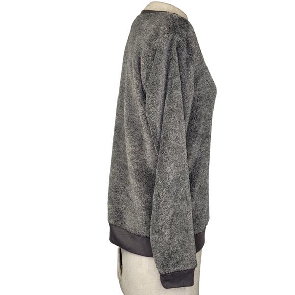 Gray Fuzzy Snow What Winter Sweatshirt Size Medium - Picture 5 of 5